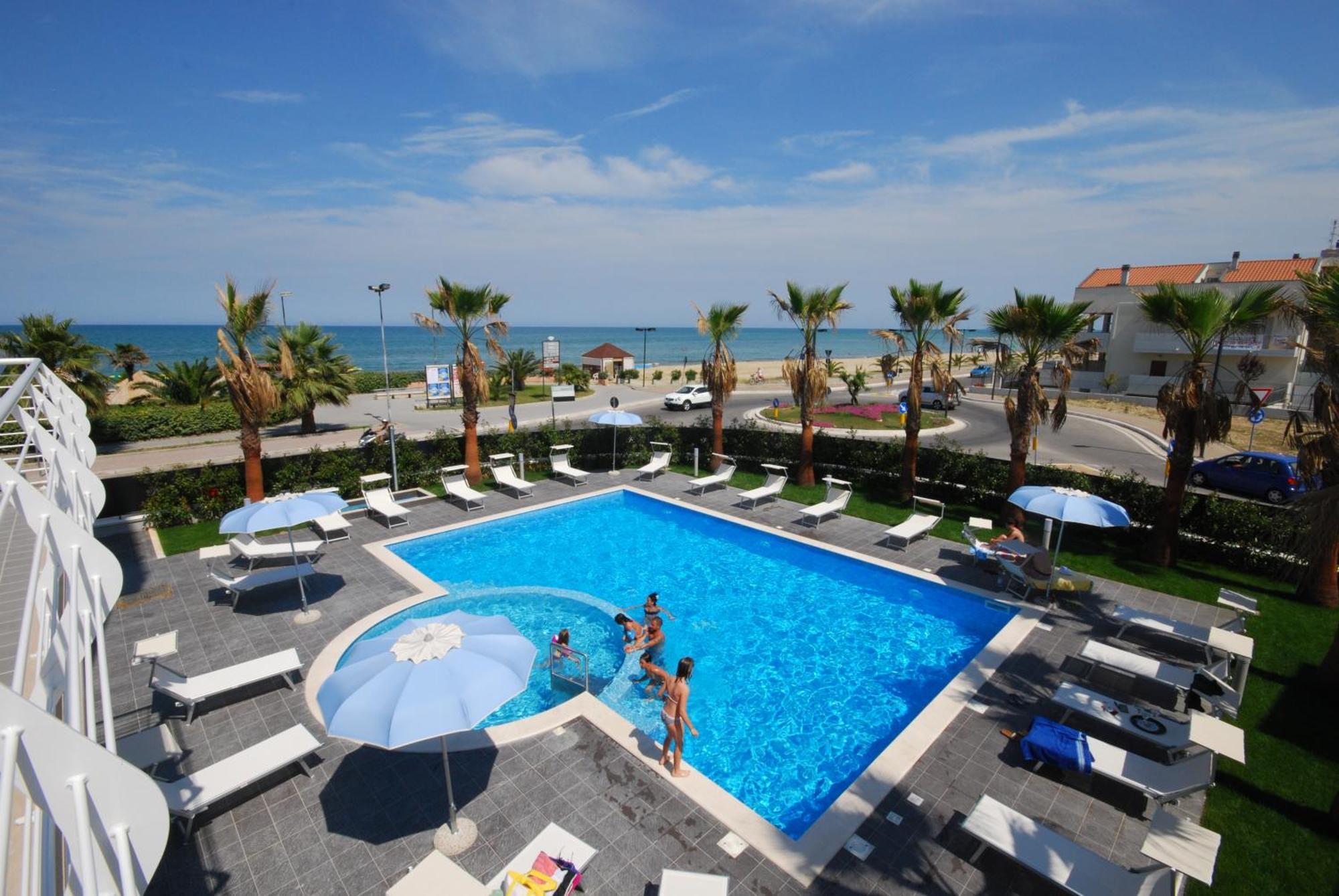 Kiara Residence Giulianova Exterior photo